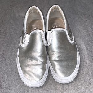 Silver Vans‼️